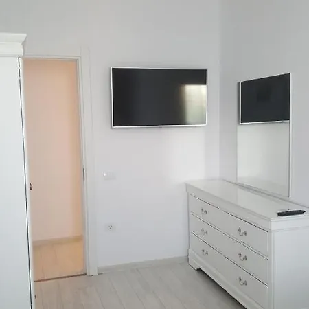 Solid 387 E6 Apartment